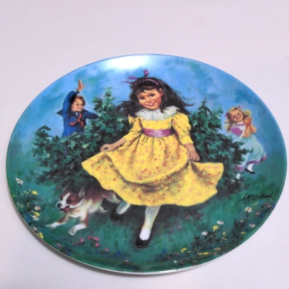 Reco Round the Mulberry Bush Collector Plate John McClelland 1988 VTG COA